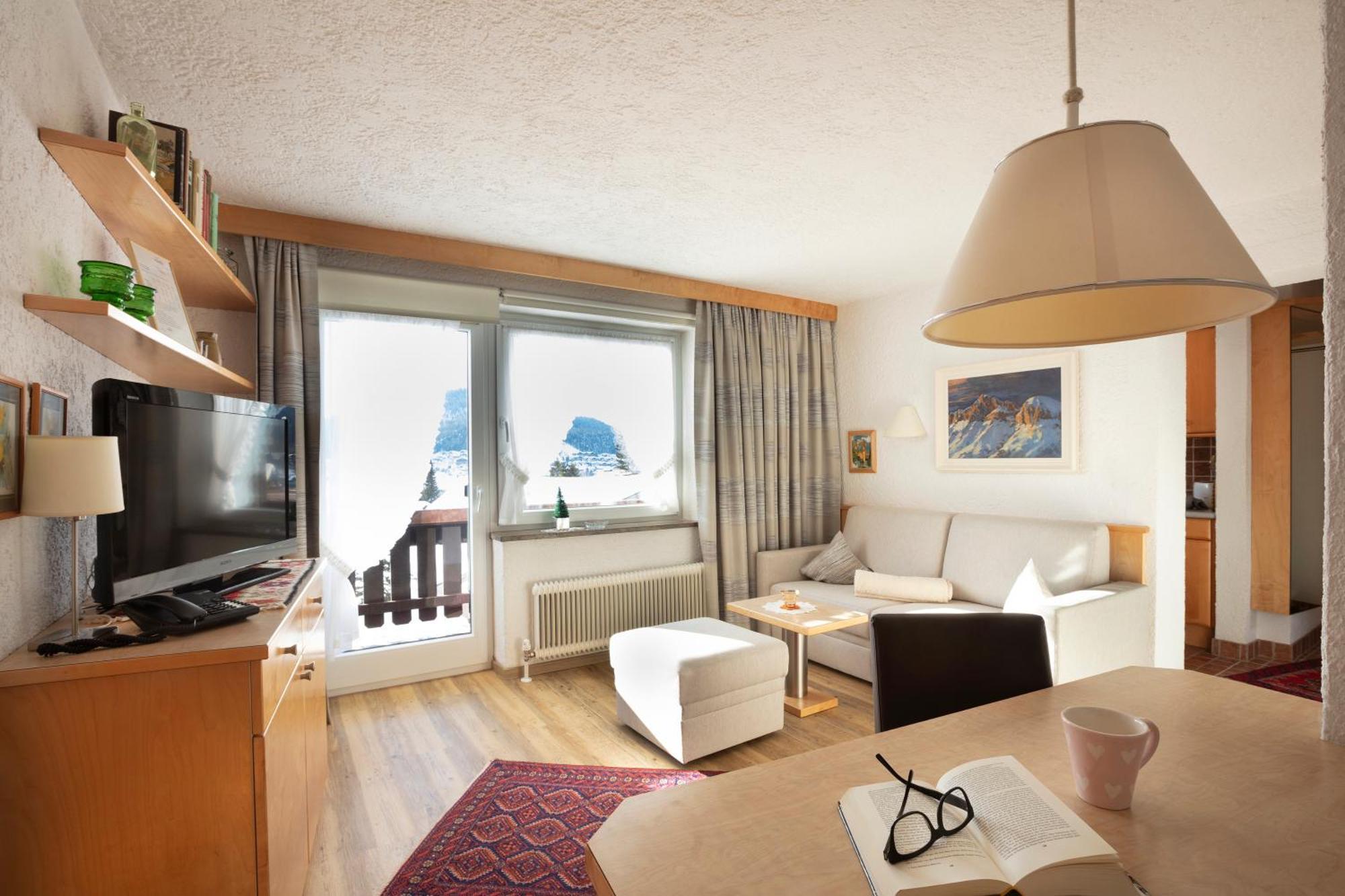 Foersterhaeusl Apartment เซเฟลด์ อิน ทิโรล ภายนอก รูปภาพ